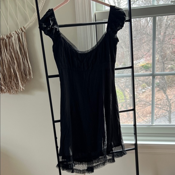 Kimchi Blue - Black Short Sleeve Scoop Neck Mini Dress with Red Rose Accent - Picture 9 of 9